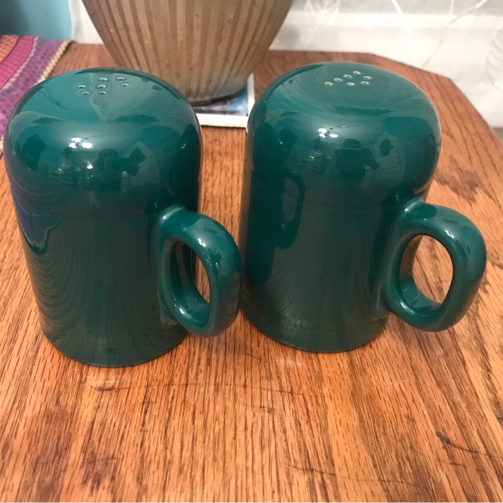 HLC Fiesta Range Top Salt & Pepper Shakers, Evergreen (retired color)